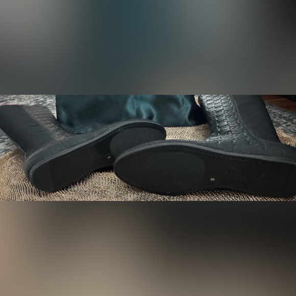 New* Gucci Everwhere GG black leather stretch boot! - Picture 8 of 9